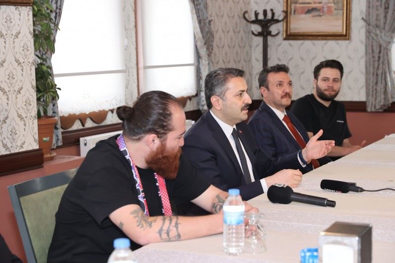TOKATLILAR GÜNÜ’NE ŞAMPİYON EREN KONUK OLDU