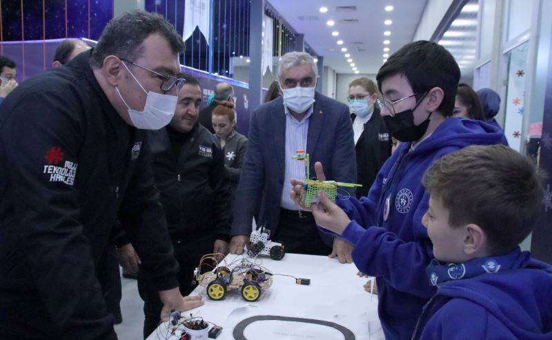 TÜBİTAK BAŞKANI PROF. DR. MANDAL’DAN BAŞKAN SEKMEN’E ÖVGÜ