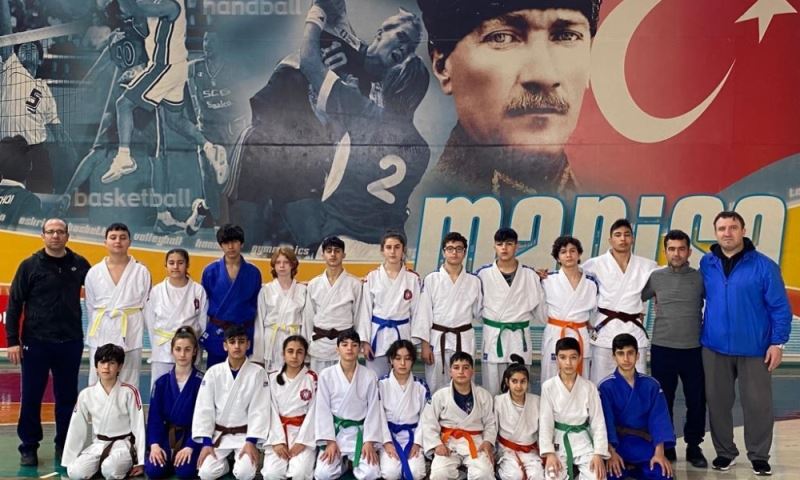 Manisa BBSK Judocularından 15 Madalya
