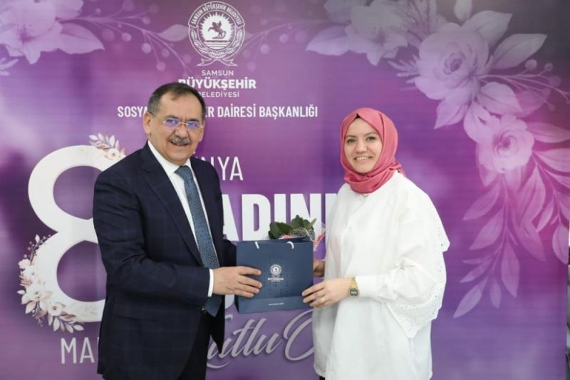 Başkan Demir, kadın muhtar ve meclis üyeleriyle buluştu