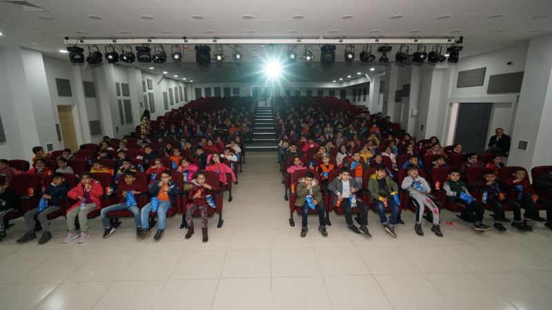 SİNEMAYA GİTMEYEN ÇOCUK KALMAYACAK