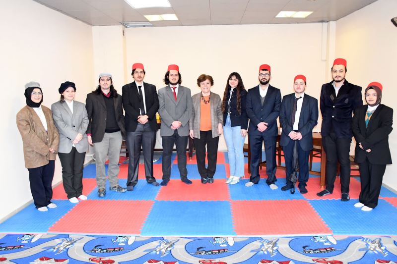 Başkan Yardımcımız Berker, Drama Kursu Kursiyerlerimizi Ziyaret Etti