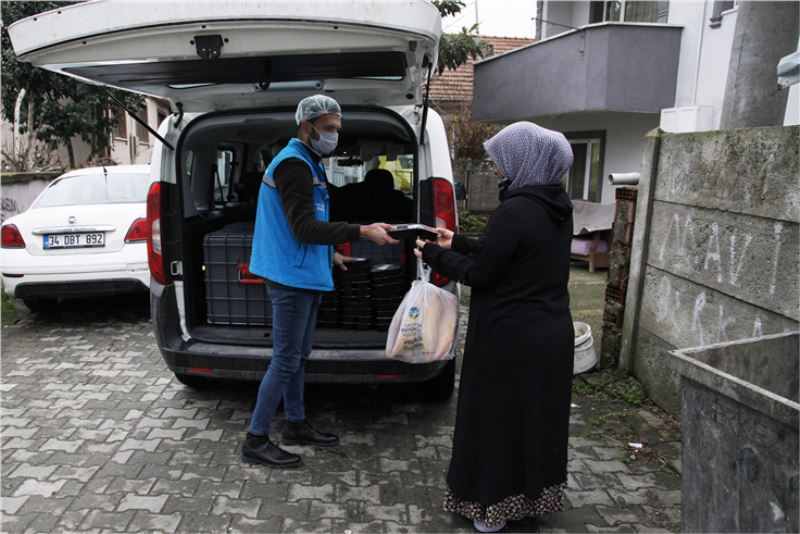 Büyükşehir’in kazanları gündüz-gece Sakarya için kaynıyor
