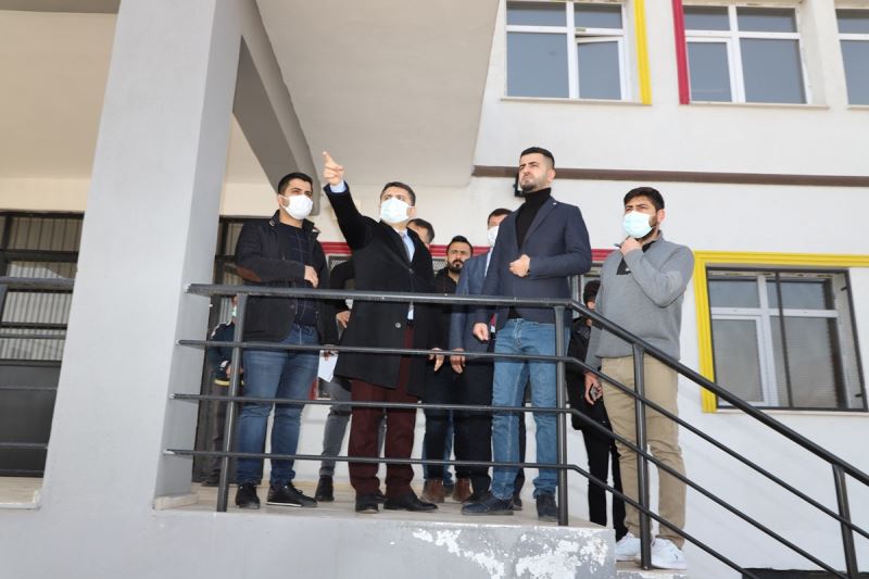 Kaymakam / Belediye Başkan V. Mehmet Tunç, İlçemizde Tamamlanan 24 Derslikli Vatan Ortaokulunda İncelemelerde Bulundu.