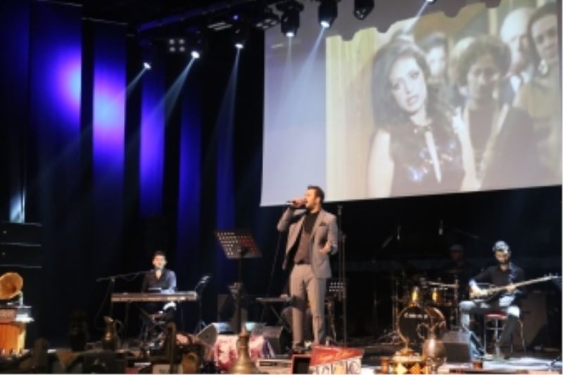 7’DEN 70’E HERKESİN SEVDİĞİ ŞARKILAR SESLENDİRİLDİ