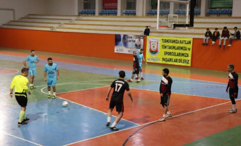 Büyükşehir’den Futsal Turnuvası