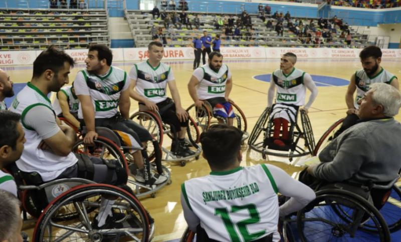 Büyükşehir Engelliler Takımı Potada Galip Geldi