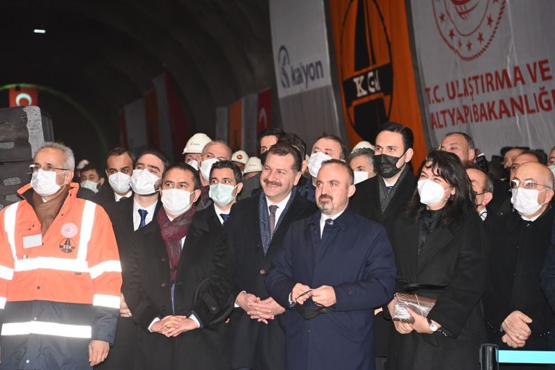 Ayvacık Küçükkuyu Tüneli Işık Görüldü