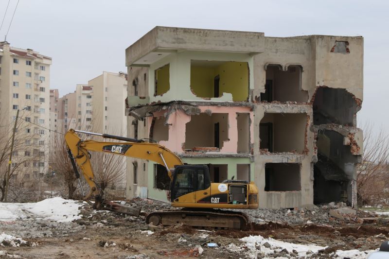 KENTSEL DÖNÜŞÜM YIKIMINDA SONA GELİNDİ