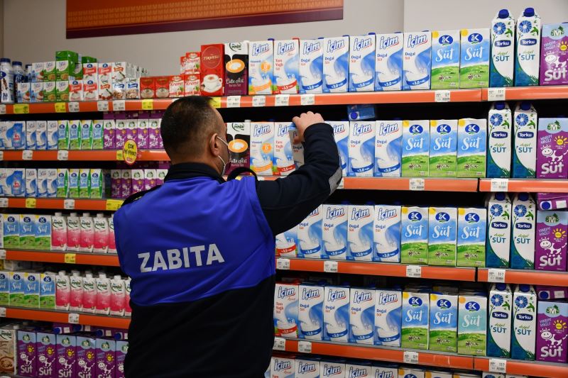 MARKETLERE DENETİMLER DEVAM EDİYOR.