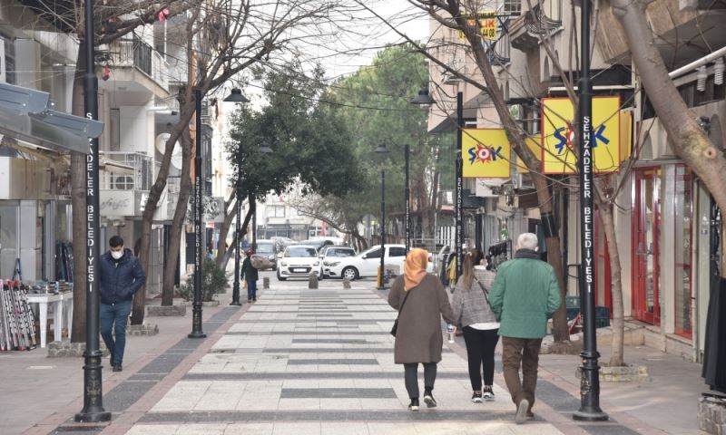 Sevgi Yollarındaki Fazla Kaldırım İşgaline Vatandaşların Tavrı Net