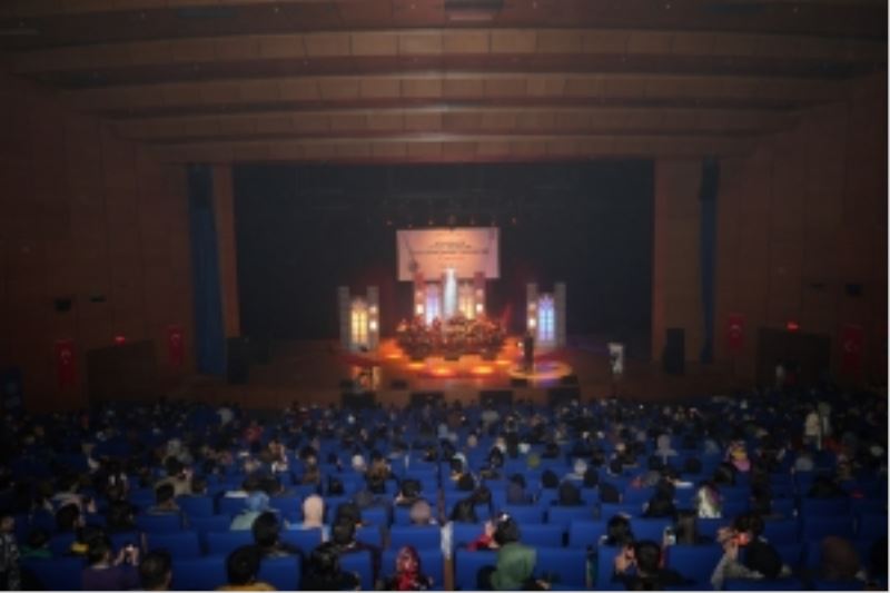 Diyarbakırlılar Eyvan Grubu ve Sıra Gecesi konserinde eğlendi