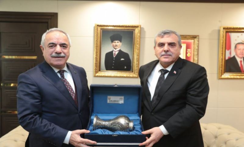Tarım Ve Orman Bakan Yardımcısı Mehmet Hadi Tunç’tan Şanlıurfa Büyükşehir Belediyesine Ziyaret