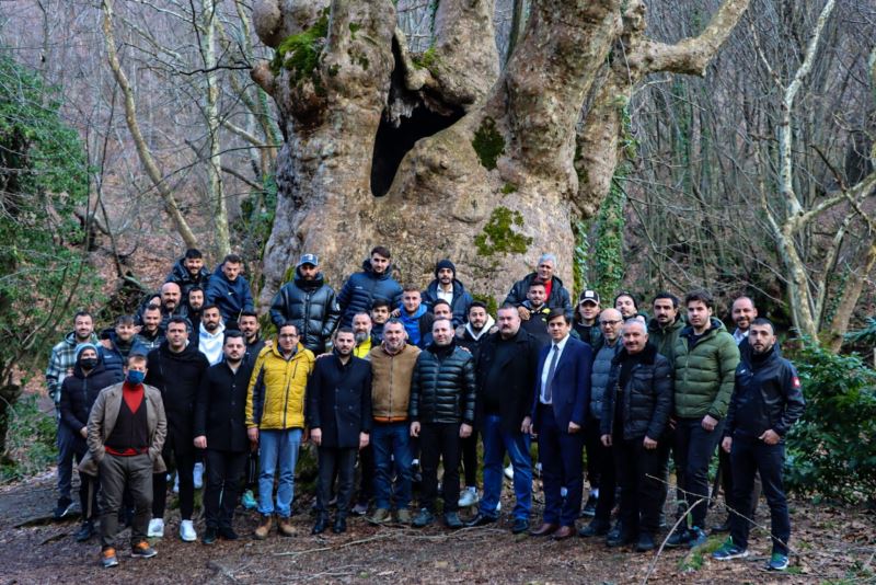 BAŞKAN VEKİLİ TUTUK “YALOVASPOR’UN HER ZAMAN YANINDAYIZ”