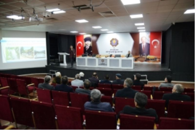 Kayapınar mahalle muhtarlarıyla istişare toplantısı düzenlendi