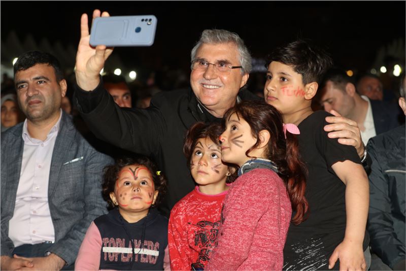 “Ramazanın maneviyatını vatandaşlarımızla birlikte paylaşıyoruz”