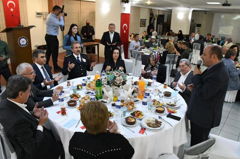 Başkan Vergili İftarını Şehit Aileleri ve Gazilerimizle Birlikte Açtı