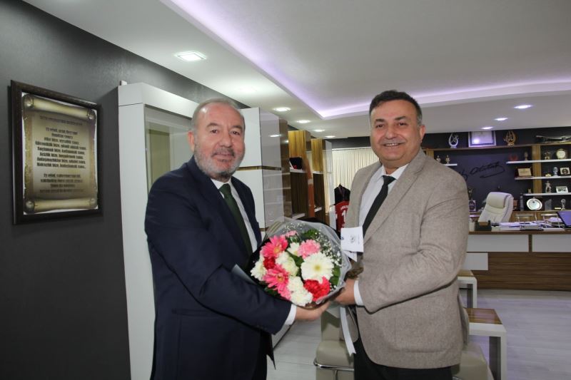İLÇE EMNİYET MÜDÜRÜ HÜSEYİN ÇAM’DAN BAŞKAN ŞAHİNER’E ZİYARET