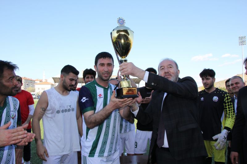 ŞAMPİYON SUNGURLU BELEDİYESPOR