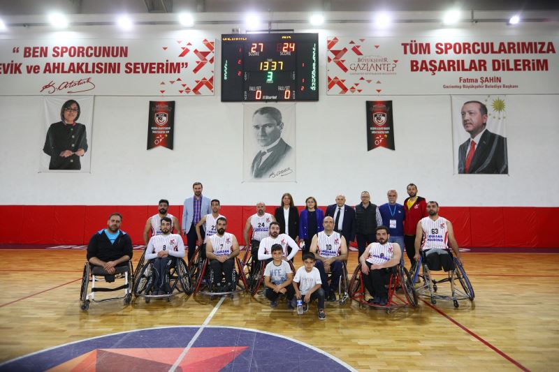 BAŞKAN ŞAHİN, ENGELSİZ GAZİANTEPSPOR MAÇINI İZLEDİ