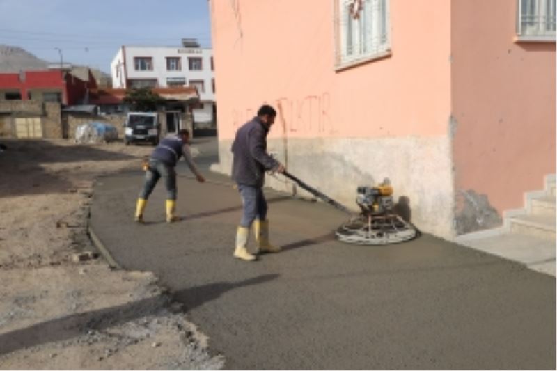 DİSKİ Ergani’de açıkta akan kanalizasyon sorununu giderdi