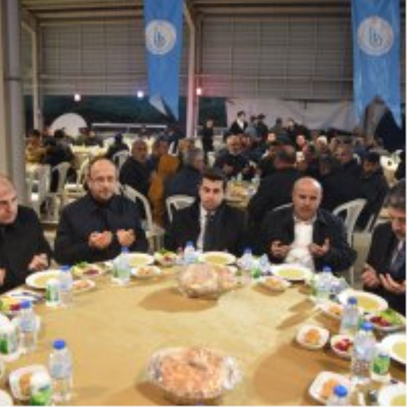 İftar sofraları Büyükorhan’da kuruldu
