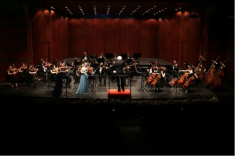 SENFONİDE MUHTEŞEM KONSER