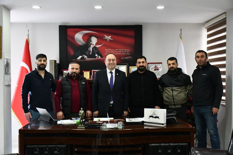 ARTVİN BOĞACILAR SPOR KULÜBÜ VE DERNEĞİNDEN BAŞKAN ELÇİN’E TEŞEKKÜR ZİYARETİ