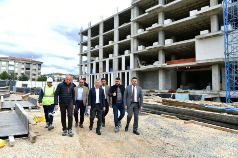 “İki Özel Yatırımla Yeşilyurt’umuzun Cazibesini Artıracağız”