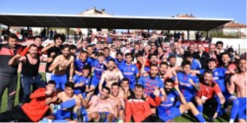Kepez Belediyespor’da 3. lige çıkmanın coşkusu yaşanıyor