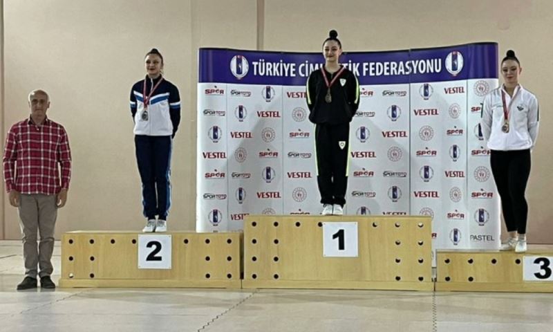 Manisa BBSK’lı Cimnastikçilerden 12 Madalya