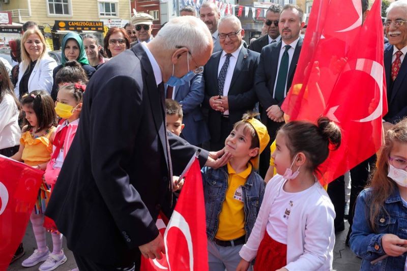 23 Nisan Yenimahalle’de coşkuyla kutlandı