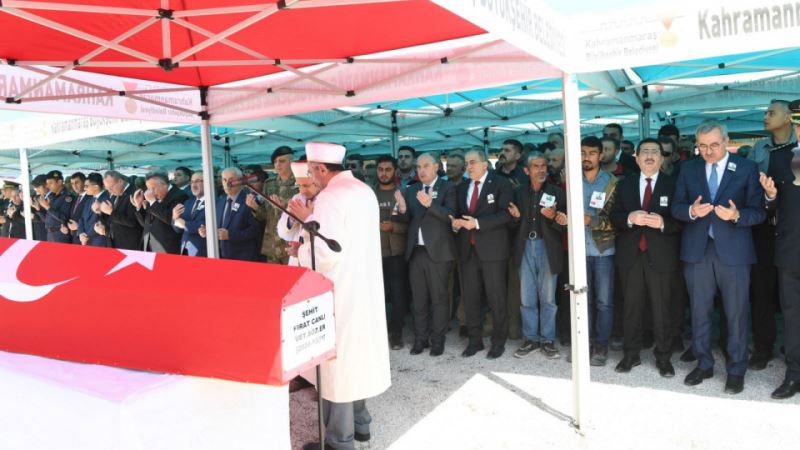 Şehit Canlı’nın Naaşı Toprağa Verildi