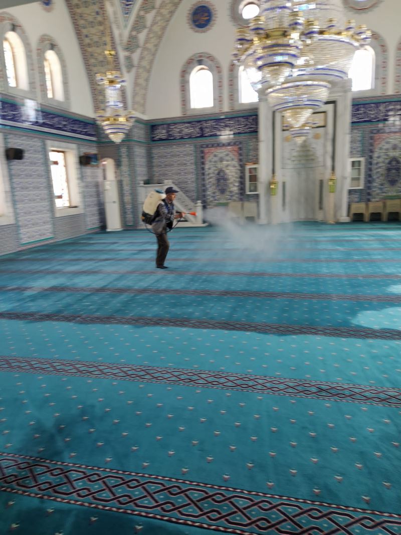 Bayram öncesi Camilerimizi Dezenfekte ettik.
