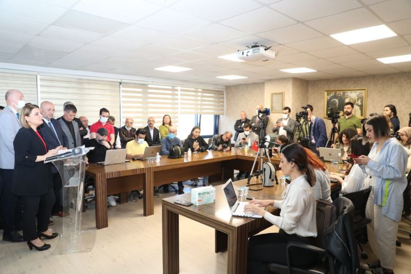 HÜRRİYET: KENDİ İŞ VERDİKLERİ FİRMA ÜZERİNDEN BİLE İFTİRA ATTILAR