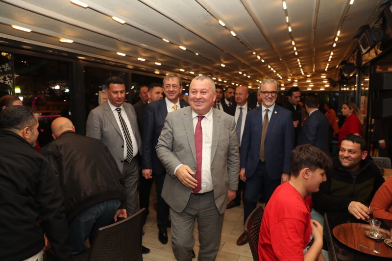 HÜRRİYET, DP ORDU MİLLETVEKİLİ ENGİNYURT’U GÜLÜMSE KAFE’DE AĞIRLADI