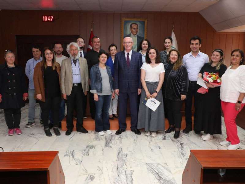 BAŞKAN KURT: “LÜLETAŞINI AYAĞA KALDIRMALIYIZ”