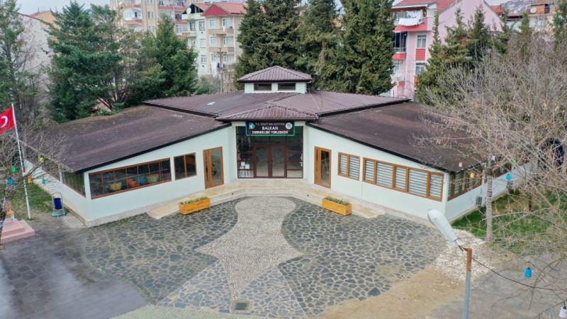 HÜRRİYET BALKAN DERNEKLERİ YERLEŞKESİNİ ANLATTI
