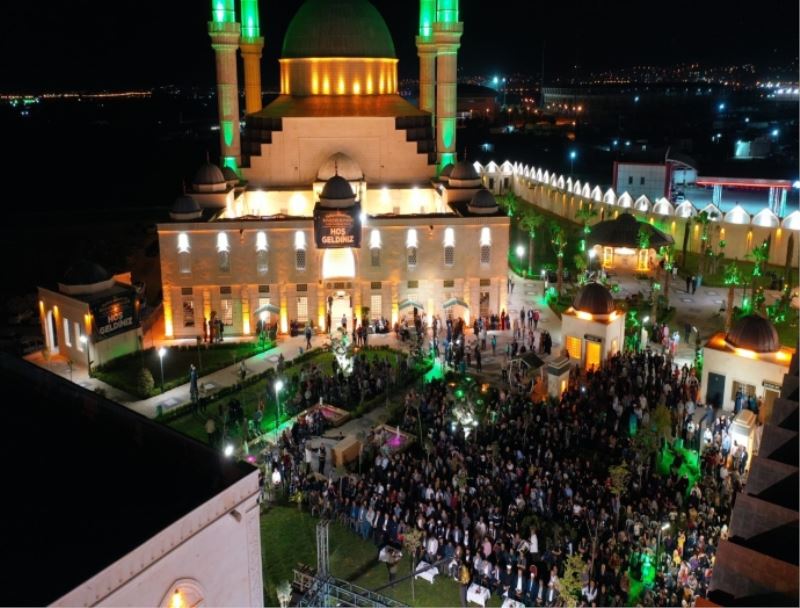 ENDERUN USULÜ TERAVİH NAMAZI GELENEĞİ HALİLİYE’DE YAŞATILDI