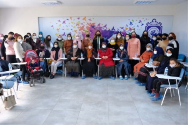 GENEL SEKRETER AYŞE ÜNLÜCE