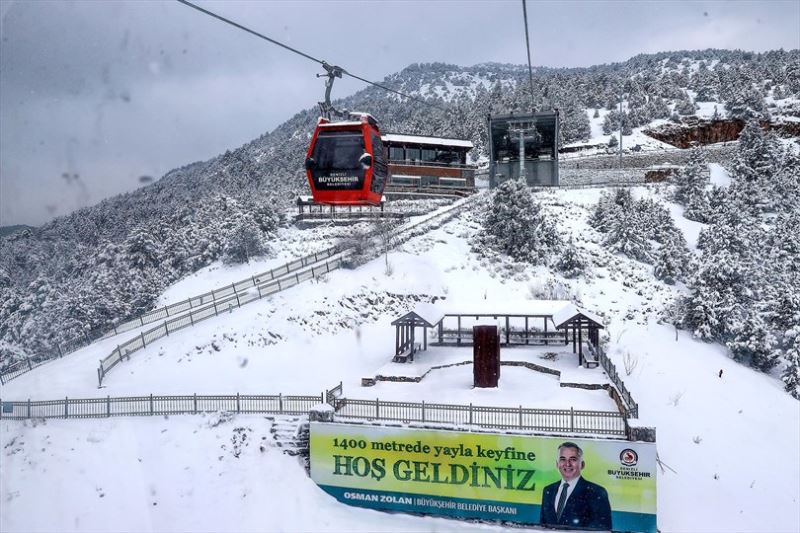 Denizli Teleferik ve Bağbaşı Yaylası beyaza büründü