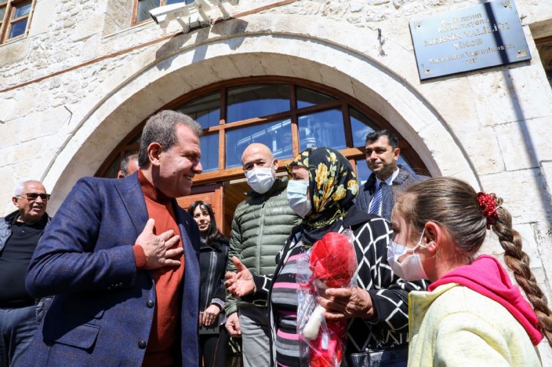 Başkan Seçer, Silifke’de Esnaf, Vatandaş ve İş İnsanlarıyla Buluştu