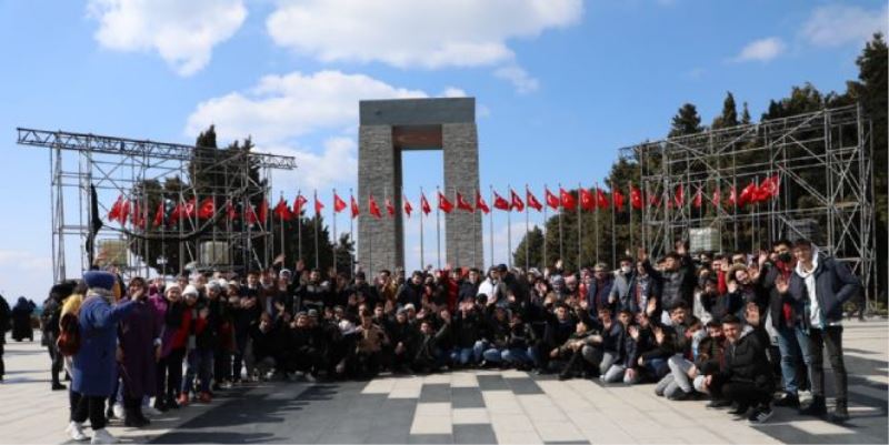 GENÇLERİMİZ ECDADIN İZİNDE