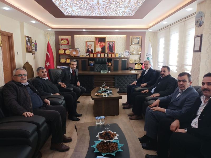 BAŞKANIMIZDAN, BESNİ BELEDİYE BAŞKANI VE AK PARTİ İLÇE BAŞKANINA ZİYARET