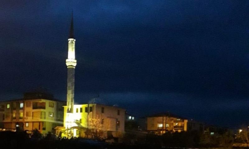 Büyükşehir’den Köprübaşı’nda Cami Aydınlatması