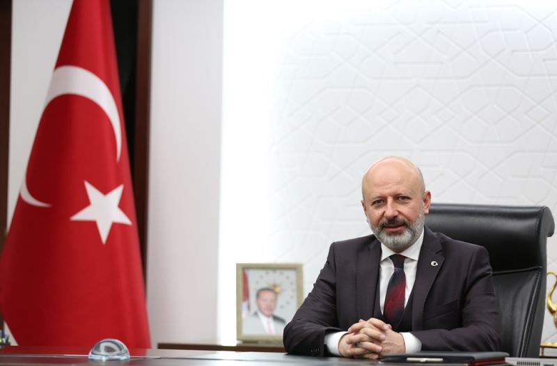 BAŞKAN ÇOLAKBAYRAKDARDAN RAMAZAN BAYRAMI MESAJI