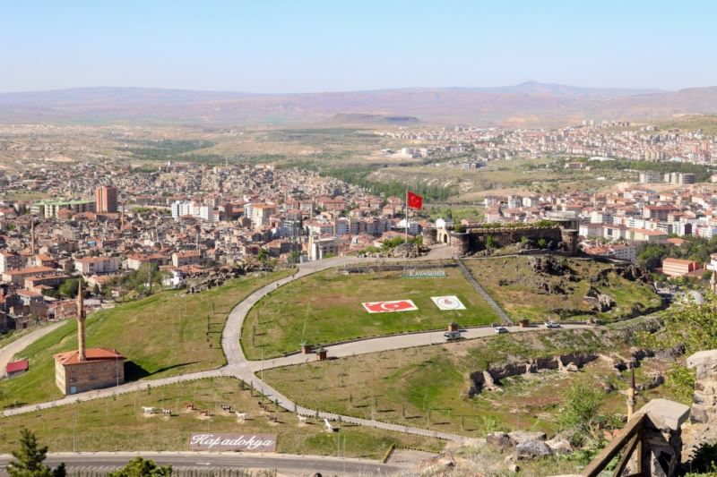 Ramazan Bayramı Dolayısıyla 11 Pare Top Atışı Yapıldı