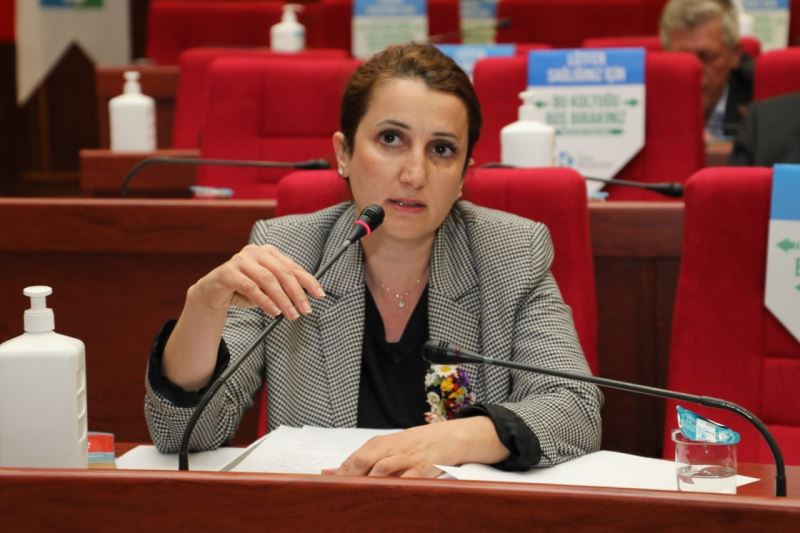 DİLEK YALÇIN: 90 DÖNÜM ARAZİYİ 15 YIL NEDEN BOŞ BIRAKTINIZ?