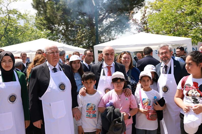 Başkan Altınok: Keçiören öğrenciler için bir nimet