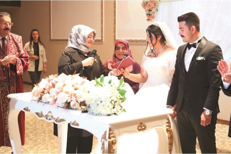 Bakan Selçuk: Çeyiz Hesabı Ödemeleri İçin Müracaatlar 17 Nisan’da Başlıyor